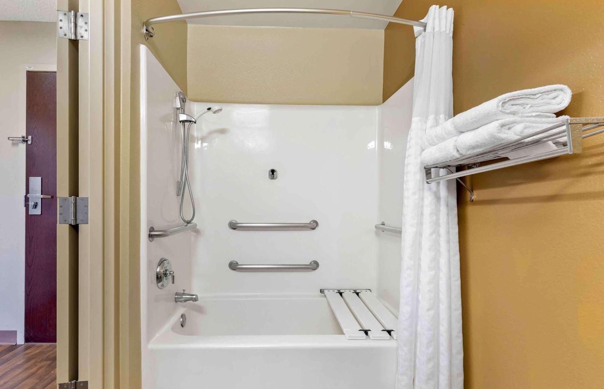 Extended Stay America Suites - Cleveland - Вестлейк Екстер'єр фото