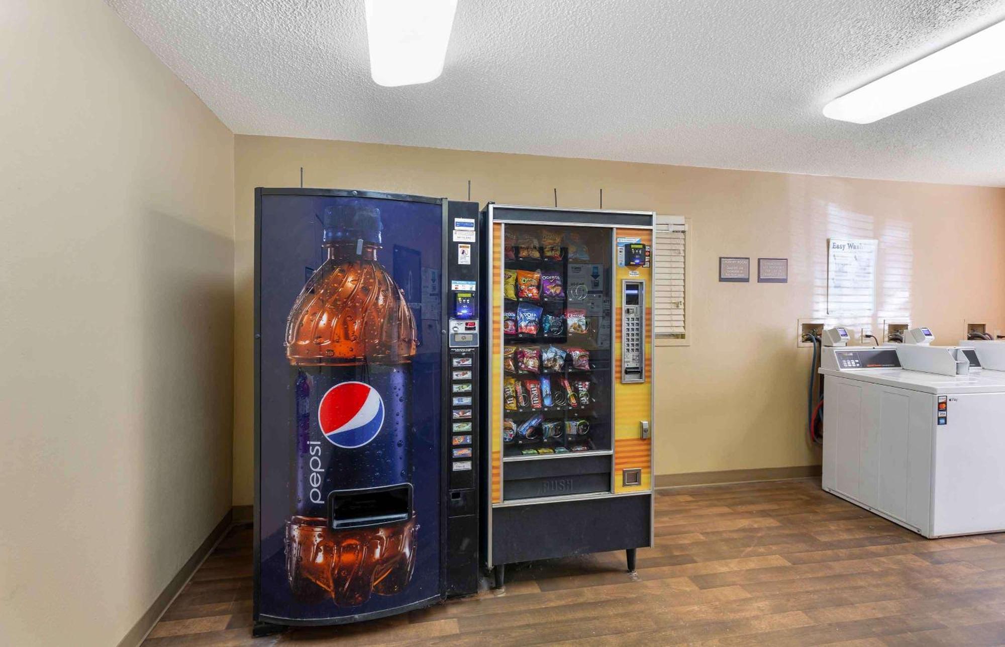 Extended Stay America Suites - Cleveland - Вестлейк Екстер'єр фото